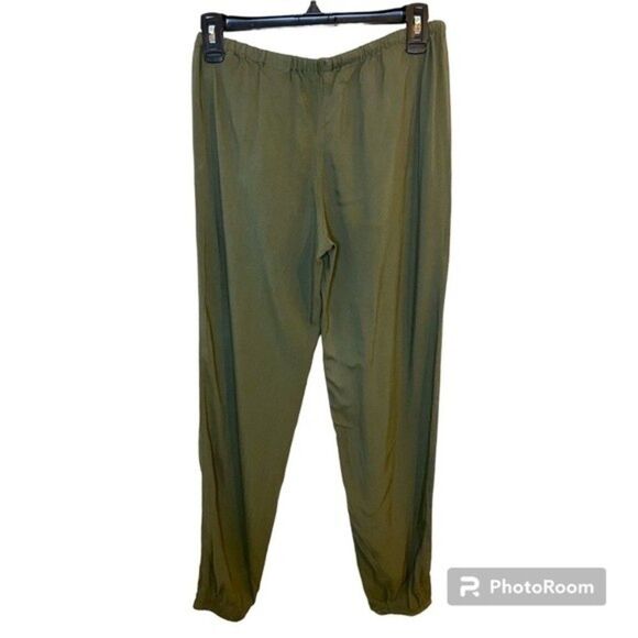 H&M Divided Women’s Army Green Jogger Style Pants Size 4 - Picture 2 of 6